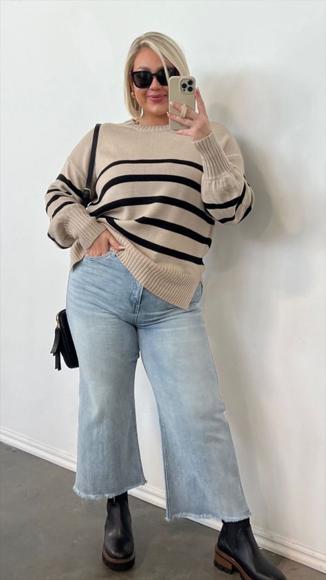 plus size holiday outfit inspo Crew Sweater Outfit Women, Winter Outfit For Curvy Women, Fall 2024 Outfits Plus Size, Oversized Striped Sweater Outfit, Neutral Outfits Plus Size, Fall Outfits Thicker Women, Casual Work Outfits Midsize, Midsize Mom Fashion, Casual Date Outfit Plus Size