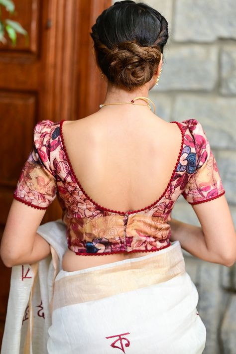 Boatneck Blouse Designs Latest, Print Blouse Design, Floral Blouse Designs, Boatneck Blouse, Raw Silk Blouse, Traditional Blouse Designs, Latest Model Blouse Designs, Fashionable Saree Blouse Designs, Cutwork Blouse Designs