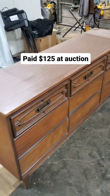 Vintage Dressers Makeover, 1970s Furniture Makeover, Midcentury Dresser Flip, Mcm Dresser Flip, Drawer Upcycle Ideas, Mcm Furniture Makeover, Mid Century Dresser Makeover, Mid Century Modern Dresser Makeover, Vintage Dresser Makeover