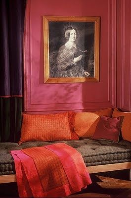 Eye For Design: Decorating With Pink and Orange Pink Woodwork, Orange Color Combinations, Rv Redo, Murs Roses, French Mattress, Orange Interior, Casa Vintage, Deco Boheme, Rose Orange