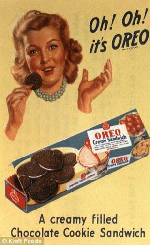 1940s Oreo Cookie Ad, Advertisement. Wartime Illustration. Iklan Vintage, Stare Reklamy, Foto Muro Collage, Old Posters, 타이포그래피 포스터 디자인, Tootsie Roll, Old Advertisements, Kraft Recipes, Retro Advertising