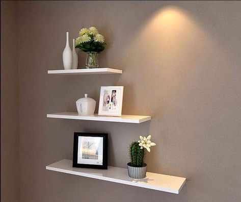 Wall Mount Tv Shelf, Float Room, Minimalist Shelves, Wooden Wall Shelves, Bookshelves Diy, Floating Wall Shelves, Decorating Shelves, Floating Wall, Wall Mounted Shelves