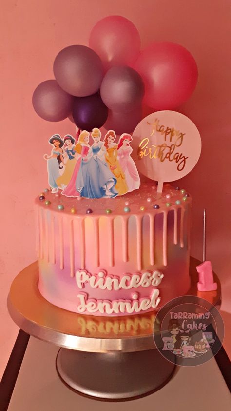 Princess Drip Cake, Princess Themed Cake, Fabulous Cakes, Drip Cake, Birthday Party Cake, Drip Cakes, Party Cake, Themed Cakes, Party Cakes