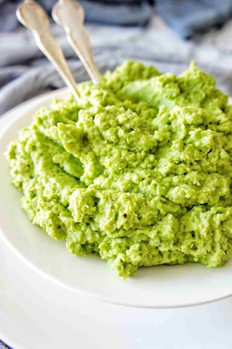 Mash Peas Recipe, Mashed Peas, Horseradish Mashed Potatoes, Mushy Peas, Mint Salad, Roasted Brussel, Honey Mustard Chicken, Brussel Sprout Salad, Pea Recipes