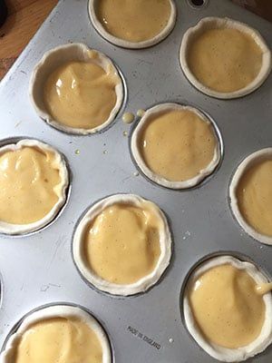 Portugese Tarts Easy, Portuguese Tart, Porchagese Custard Tarts, Chinese Pastries, Natas Recipe, Sago Recipes, Portuguese Tarts, Portuguese Foods, Portuguese Custard Tarts