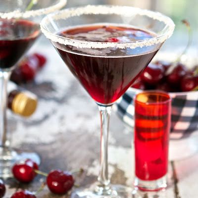 Very Cherry Martini @keyingredient Cherry Martini Recipe, Cherry Christmas, Cherry Martini, Cherry Vodka, Tart Cherry Juice, Cocktails To Try, Boozy Drinks, Martini Recipes, Cherry Juice