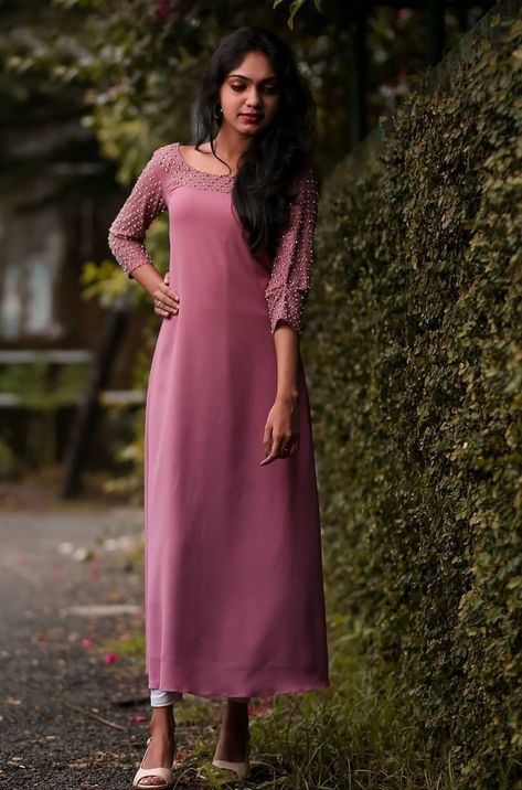 Kerala Style Churidar Designs, Kerala Churidar Models, Churidar Models, A Line Kurti Designs, Pink Churidar, Baby Dress Embroidery, Salwar Neck Designs, A Line Kurti, Long Gown Design