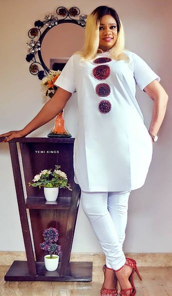 Female Senator Wears, Lace Dress Classy, Style Africain, 2piece Outfits, Afrikaanse Mode, Short African Dresses, Best African Dresses, African Fashion Skirts, African Print Dress Designs