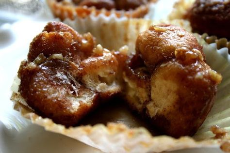 Gorilla Bread, Monkey Bread Muffins, Comfort Desserts, Bread Muffins, Canned Biscuits, Cinnamon Bread, Monkey Bread, Bread Cake, Biscuit Recipe