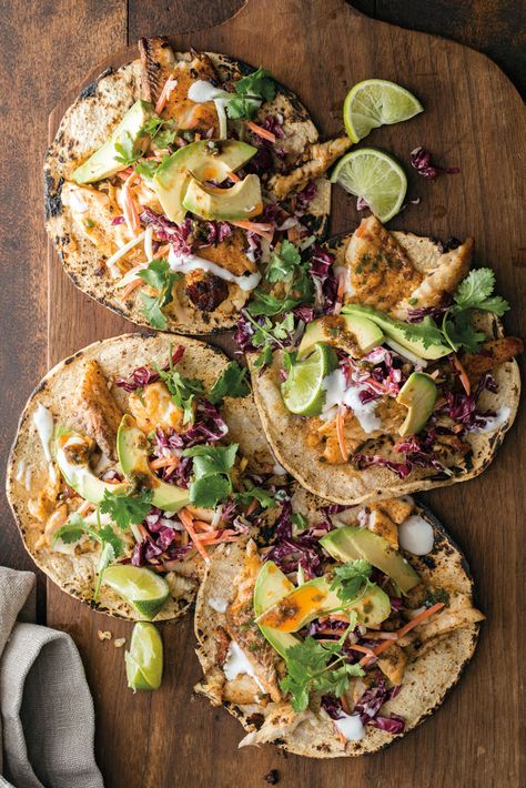 Tilapia Tacos, Keto Fish, Tilapia Fish Recipes, Bbq Fish, Grilled Tilapia, Grilled Fish Recipes, Tilapia Fish, Grilled Taco, Taco Pasta