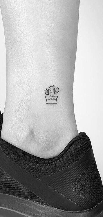 One Word Tattoos, Cactus Tattoo, Tattoo Henna, Inspiration Tattoos, Bff Tattoos, Cute Tiny Tattoos, Cool Small Tattoos, Discreet Tattoos, Tattoo Feminina