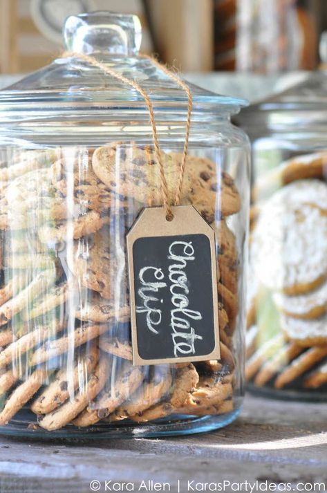 Cookies In Jars Display, Milk And Cookies Dessert Table, Cafe Party Decorations, How To Display Cookies, Clear Cookie Jar Ideas, Cookies Display Ideas, Bakery Themed Party, Cookie Tray Display Ideas, Cafe Themed Party