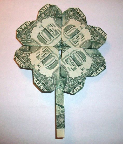 4-LEAF CLOVER - Money Origami - Dollar Bill Art Dollar Bill Art, Easy Money Origami, Holiday Origami, Origami Dollar, Folded Money, Money Creation, Money Folding, Origami Money, Folding Money