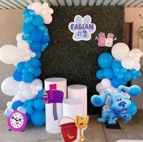 Blues Clues Balloons, Blues Clues Balloon Arch, Blue's Clues Birthday, Blue's Clues Birthday Party, Blues Clues Birthday, Playdough Party, Blue Clues, Kids Milestones, Clue Party