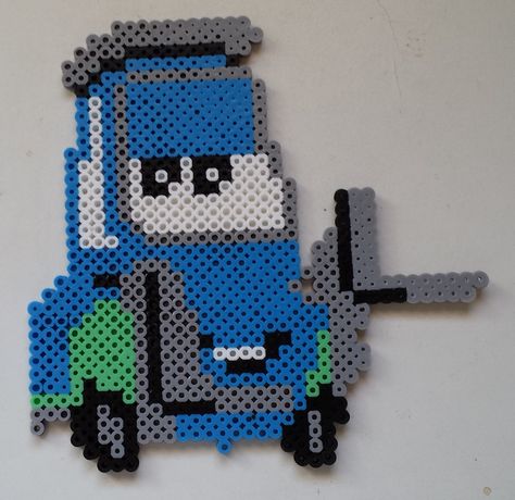 Disney Cars Perler Beads, Cars Perler Beads, Hamma Beads Ideas, 365 Day Challenge, Tema Disney, Melty Bead Patterns, Cars Disney, Fusion Beads, Diy Perler Bead Crafts