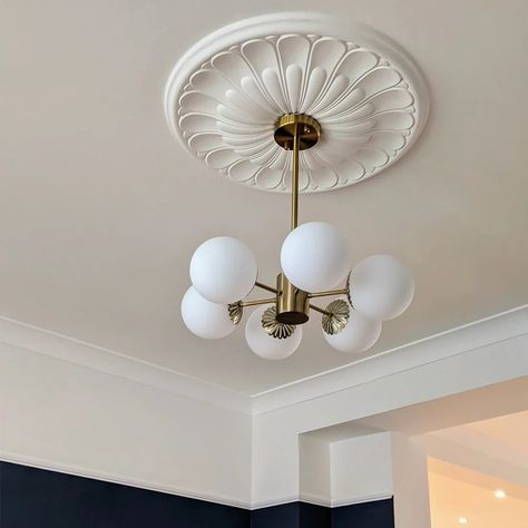 Living Room Boho Chic, Plaster Ceiling Rose, Dining Light Fixtures, 1930's Style, Art Deco Ceiling, Plaster Ceiling, Art Deco Floral, Interior Stairs, Dining Lighting