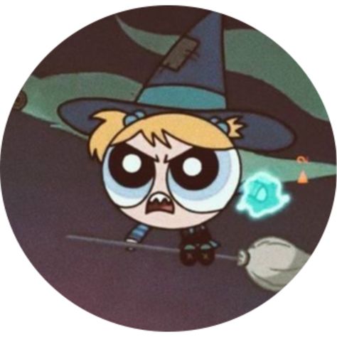 #instagram #halloween #wallpaper Funny Halloween Pfp, Wallpaper For Instagram Profile, Halloween Highlight Covers Instagram, Spooky Season Pfp, Halloween Wallpaper Matching, Halloween Pfp Discord, Profile Picture Halloween, Halloween Profile Pics Aesthetic, Halloween Profile Pics Matching