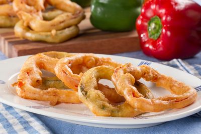 French Fried Pepper Rings | MrFood.com Green Pepper Rings, Bell Pepper Rings, Mr Food Recipes, Pepper Rings, Fried Peppers, Fried Snacks, Mr Food, Easy Grilling Recipes, Tv Recipes