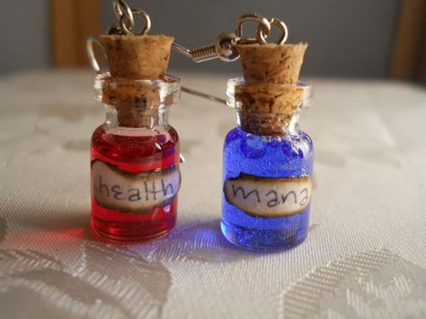 Jewelry I want Skyrim Marriage, Skyrim Wedding, Health Potion, Nerd Jewelry, Zelda Wedding, Nerdy Wedding, Geek Crafts, Fairy Wedding, Bottle Charms