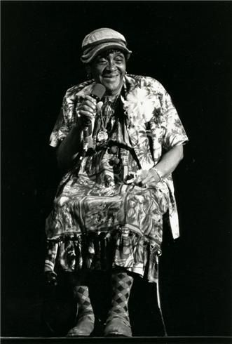 Jackie "Moms" Mabley, born Loretta Mary Aiken was an American standup comedian and a pioneer of the so-called "Chitlin' Circuit" of African-American vaudeville. Moms Mabley, Comedy Actors, Black King And Queen, Jennifer Beals, Lesbian Fashion, Black Entertainment, Stand Up Comedy, Women Humor, Famous Women