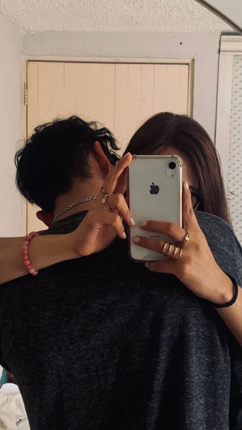 Mirror Selfie Couple, Selfie Couple, Mirror Photography, Muslim Couple Photography, Muslim Couple, Hugging Couple, Couple Selfies, Love Hug, Couple Photography