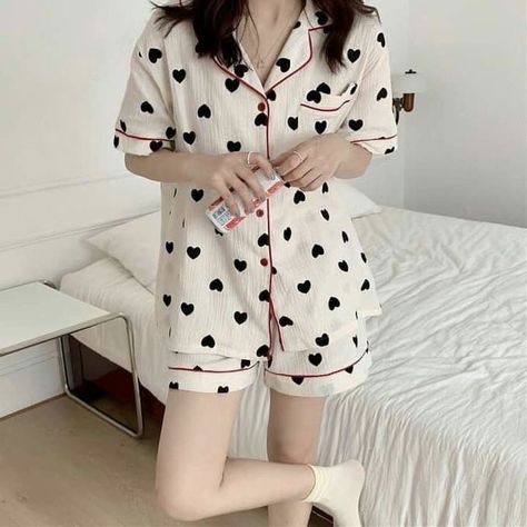 Sleepwear Aesthetic, Cute Nightwear, Girls Night Dress, Night Suit For Women, Girls Pjs, Cute Pjs, Pajama Fashion, Sleepwear Fashion, Cute Sleepwear