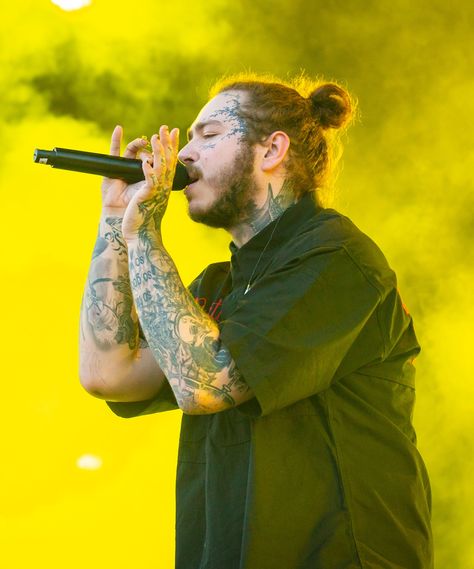 Is Post Malone The Most Popular Artist Of Our Time?+#refinery29uk Rap Background, Thriller Album, Popular Music Artists, Post Malone Lyrics, Post Malone Wallpaper, Post Malone Quotes, Michael Jackson Thriller, Ty Dolla Ign, Hip Hop Albums