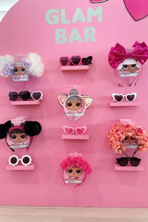 Party Favor Wall, Lol Surprise Birthday Party Ideas, Surprise Birthday Party Ideas, Birthday Lol Surprise, Lol Surprise Birthday Party, Lol Surprise Birthday, Birthday Lol, Aaliyah Birthday, Fairy Birthday Cake