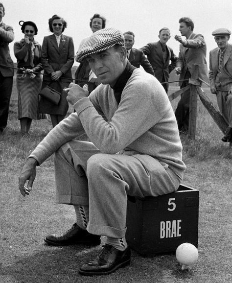 Golf Outfit Men, Famous Golfers, Retro Golf, Golf Images, Golf Photos, Golf Pictures, Story Backgrounds, Pro Golfers, Golf Inspiration