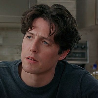 Notting Hill Hairstyle, High Grant, 90s Men Haircut, English Guys, Men 90s Hairstyle, Hugh Grant Hair 90s, Hugh Grant 90s, 90s Hugh Grant, 90s Heartthrob Hair Men