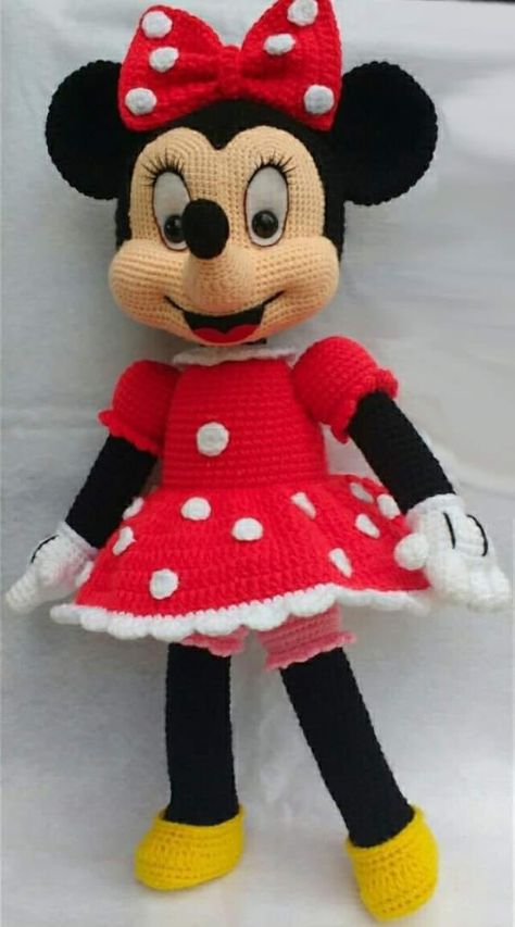 Minnie Mouse Amigurumi - Free... - Amigurumi Patterns Online Disney Crochet Patterns Free Minnie Mouse, Disney Crochet Pattern, Crochet Mickey Mouse, Minnie Mouse Doll, Disney Crochet Patterns, Minion Crochet, Crochet Eyes, Crochet Disney, Crochet Mouse