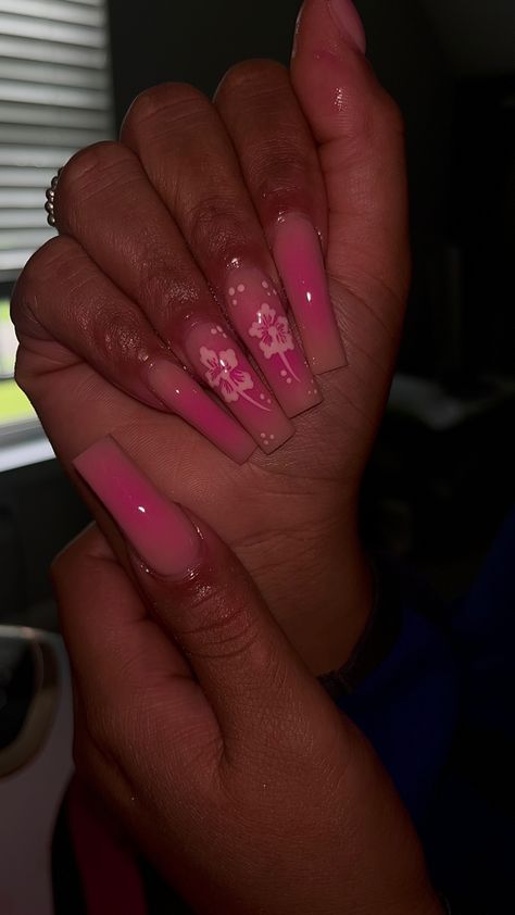 Bubble Gum Pink Nails Acrylic, Nails Acrylic 2024, Pink Nails With Bow, Nails Acrylic Medium, Baddie Pink Nails, Pink Airbrush Nails, Hot Pink Nails Acrylic, Pink Aura Nails, Aura Nails Acrylic