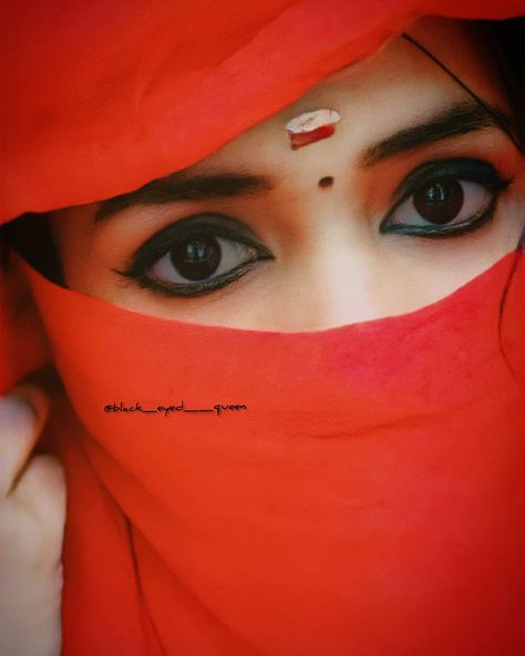 Kerala Images, Eyes Speak, Words Mean Nothing, Eyes Smile, A Smile, Red, On Instagram, Instagram