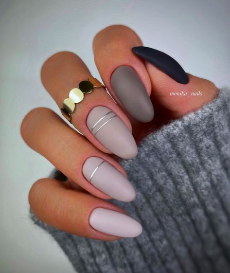 30+ Stunning Grey Nails You Need To Try This Year! - Prada & Pearls Gray Nail Ideas Acrylic, Matte Almond Nails, Grey Matte Nails, Grey Nail Art, Grey Acrylic Nails, Grey Nails, Grey Nail Designs, Plain Nails, Fall Gel Nails