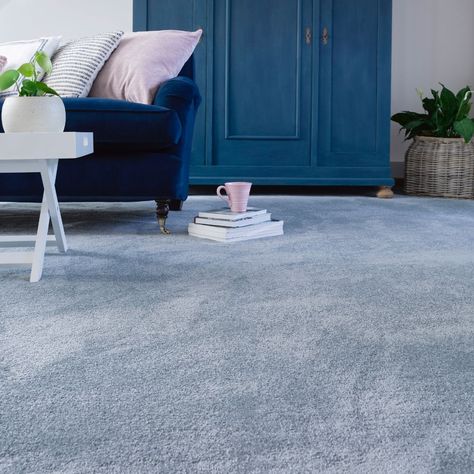 Blue Carpet Living Room Ideas, Carpet Living Room Ideas, Blue Carpet Living Room, Light Blue Carpet, Room Layout Design, Parents Bedroom, Neutral Carpet, Pink Living Room, Carpet Living Room