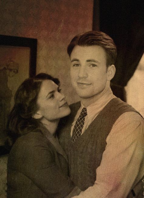 Peggy Carter And Steve Rogers, Avengers Aesthetic, Marvel Couples, Pepper Potts, Swift Wallpaper, Marvel Photo, Marvel Images, Peggy Carter, Agent Carter