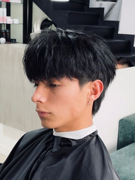 Two Block Mullet, Haircut Inspired, Mens Haircuts Straight Hair, Japanese Boyfriend, Two Block Haircut, Asian Hairstyles, Swag Pics, Short Hair Tomboy, Leon Dore