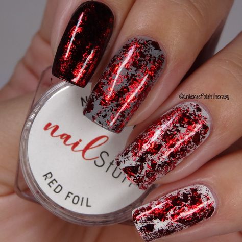 Cutesy Nails, Marine Nails, Holidays Nails, 4th Of July Nail Art, Red Black Nails, Nail Flakes, Foil Nail Designs, 4th Of July Nail, Metallic Nails Design