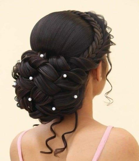 Wedding Hairstyles For Thick Hair, Hairstyles For Thick Hair, Easy Updo, Quince Hairstyles With Crown, Bridal Hair Buns, Bridal Hair Inspiration, Quinceanera Hairstyles, Quince Hairstyles, Hairstyle Inspiration