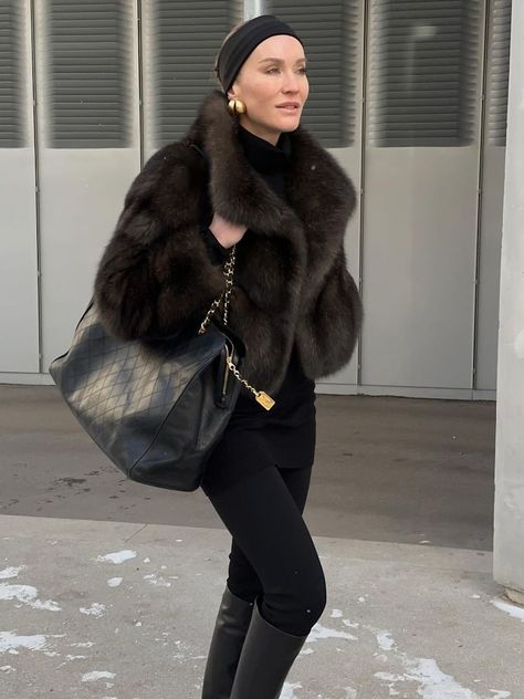 'Mob Wife' style: The only 5 things you need to get the look | HELLO! Faux Fur Outfit, Oversized Faux Fur Coat, Fur Outfit, Cropped Faux Fur Coat, Chic Dressing, Long Fur Coat, Wife Style, Womens Moto Jacket, Faux Fur Cropped Jacket