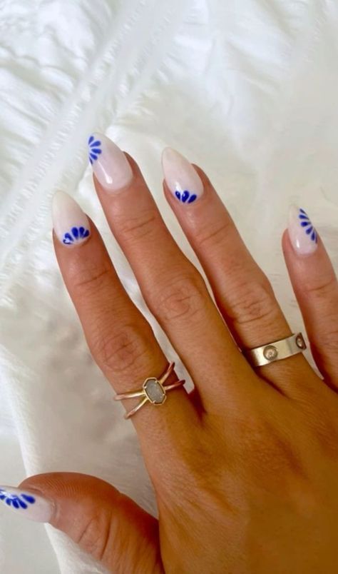 Cute Nails For Europe, European Nail Ideas, Nails For Paris, Blue And White Acrylics, Almond Summer Nail Ideas, Croatia Nails, Nails For Italy, Europe Nails, Pink Tip Nails