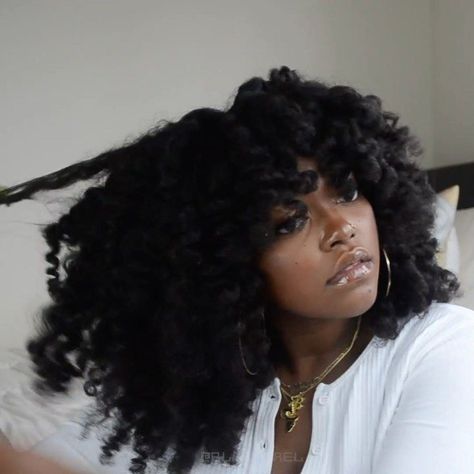 Black Woman Long Natural Hair, Flexi Rod On Blown Out Hair, Flexi Rod Natural Hair, Flexi Rod Set On Natural Hair, Black People Hair, Hair Blowout Styles, Long Afro Hair, Natural Hair Blowout Styles, Hairstyles On Black Women