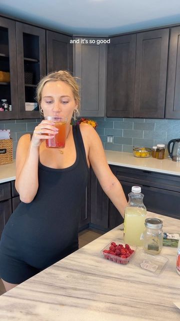 Care, THE SELF CARE NURSE on Instagram: "Here is my take on an Iced-raspberry leaf tea lemonade!!😍🍋 (I will drink lemonade all day, everyday now. So this is stopping me from going to @chickfila LOL.) Raspberry leaf tea is thought to be a “uterine tonic”, aka - it boosts blood flow to the uterus & strengthens the uterine muscle fibers. I’ll do just about anything to help with labor & I love tea, so it’s a no brainer! I channeled my mom doing this bc she always makes the best drinks….she makes this iced peach tea in the summer that’s DIVINE! . . . . #raspberryleaftea #raspberrylemonade #pregnancy #pregnancyrecipes" Raspberry Leaf Tea Recipe Drinks, Raspberry Tea Pregnancy, Raspberry Leaf Tea Recipe, Red Raspberry Leaf Tea Pregnancy, Raspberry Leaf Tea Pregnancy, Pregnant Drinks, Pregnancy Tea, Raspberry Leaf Tea, Best Drinks