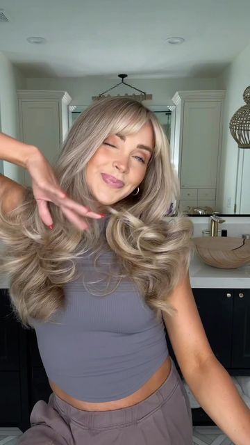 Cara Loren Van Brocklin on Instagram: "Okay loves, you asked and here it is…a hair tutorial of how I get this big bouncy blowout look. Let me know if you have anymore questions 🫶🏻  Comment SHOP below to receive a DM with links to everything worn and used here ⬇ https://liketk.it/4PNXR" Cara Loren Hair, Big Bouncy Blowout, Blowout Look, Bouncy Blowout, Cara Loren, Beauty Inspiration, I Got This, Hair Tutorial, Let Me