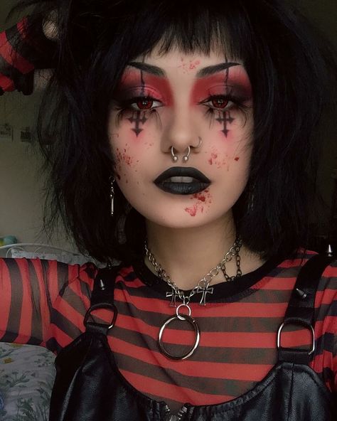 Red Eye Contacts Makeup, Red Contacts Makeup, Vampire Birthday, Goth Eye Makeup, Egirl Makeup, Punk Makeup, Makeup Inspired, Bold Makeup Looks, Alt Makeup