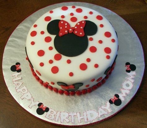 Bolo Do Mickey Mouse, Minnie Mouse Birthday Cake, Fondant Torte, Minnie Mouse Cakes, Mouse Birthday Cake, Minnie Mouse Birthday Cakes, Mickey Cakes, Making Fondant, Bolo Minnie