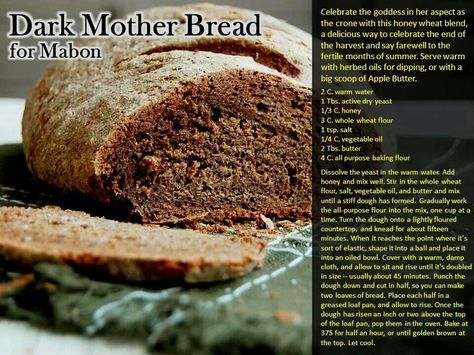 Mabon bread                                                                                                                                                                                 More Mabon Foods, Wicca Mabon, Sabbat Recipes, Mabon Recipes, Mabon Festival, Witchy Food, Vegan Autumn, Dark Mother, Witches Kitchen