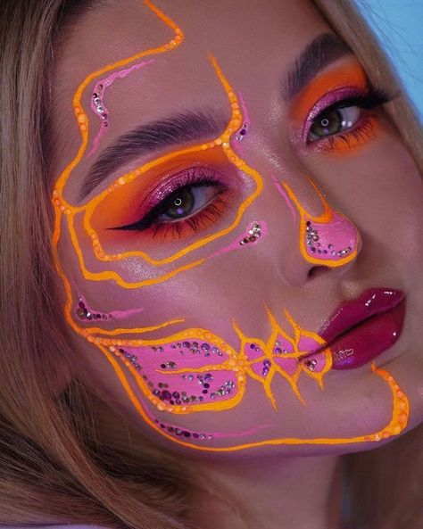 Skull Makeup Look, Skull Halloween Makeup, Glam Skull, Evening Eye Makeup, Holloween Makeup, Drag Make-up, Cute Halloween Makeup, Orange Makeup, Halloween Makeup Pretty