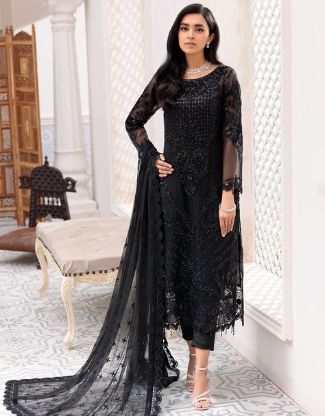 Organza Shirt, Pakistani Designer Suits, Pakistani Salwar Kameez, Silk Trousers, Pakistani Designers, Suit Fabric, Pakistani Outfits, Fabric Stores Online, Best Wear