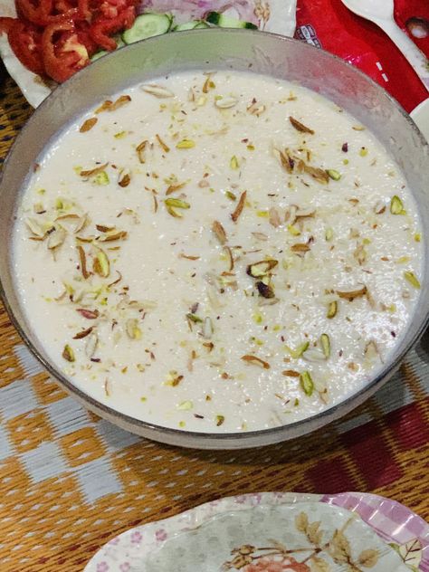 Kheer Food Photography, Food Recipes In Hindi, Foodie Pics, Vegetarian Fast Food, Food Carving, Delicacy Food, Food Recepie, Snap Food, Food Snapchat